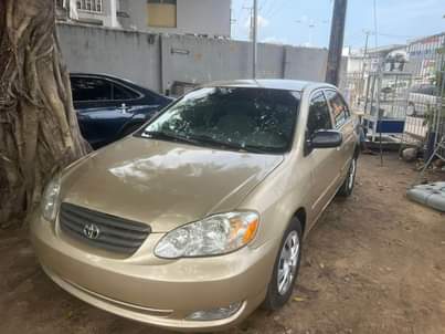 A picture of 2004 registered Toyota Corolla Toks standard