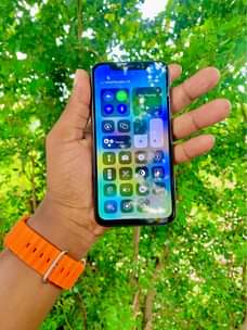 A picture of iPhone X 64GB