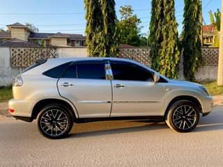A picture of TOYOTA HARRIER FULL AC FULL DOC PRICE 15.8mill