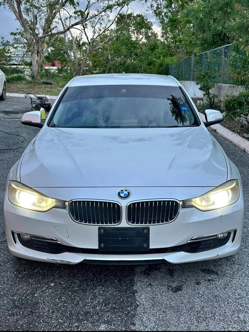 bmw 320i