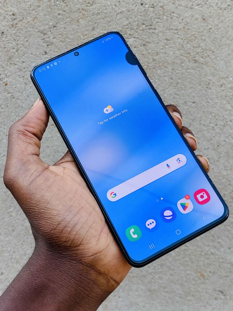 A picture of Samsung S21 plus 5G