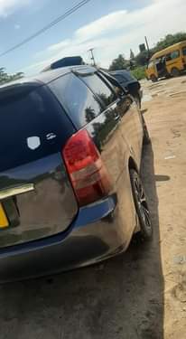 A picture of Toyota Wishi