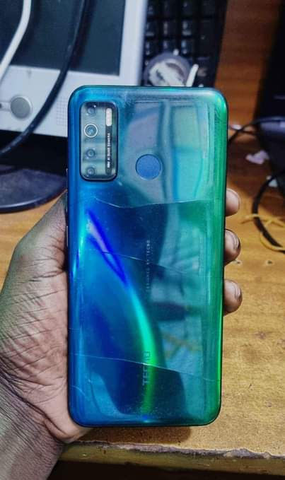 A picture of Tecno CAMON 16S 128GB Njagala 220k zoka 2mo wa.708553023