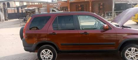 A picture of 2004 Honda CRV