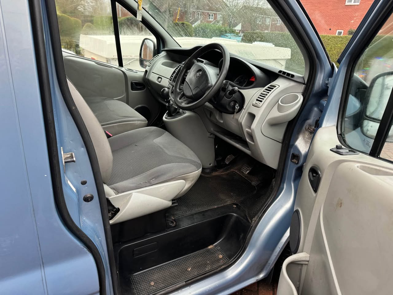 vauxhall vivaro