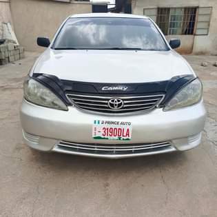 A picture of Toyota Camry 06 Nigeria used baked on first body with
