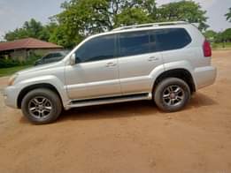 A picture of Clean Registered 2005 GX470 First body 6 2m net price