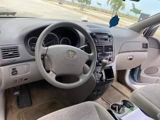 A picture of TOYOTA SIENNA 2013
