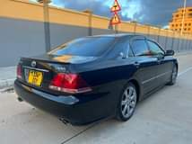 A picture of PRICE 13 8 MIL Contacts 0657262757 0620858707 2006 CROWN ATHLETE