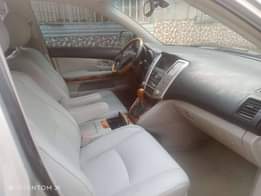 A picture of Rx 330 2005 Buy and cruise 6 5m Agent commission
