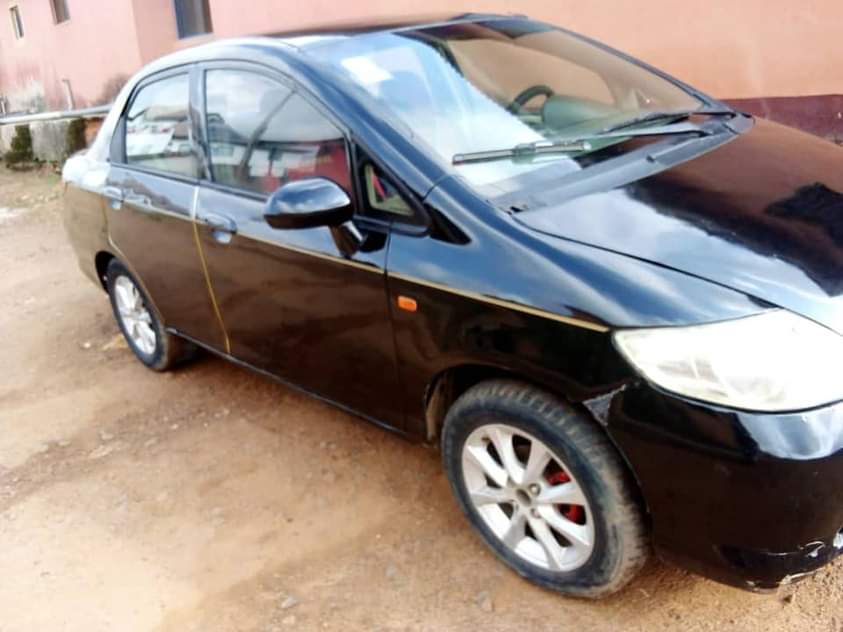 A picture of Honda City 2006