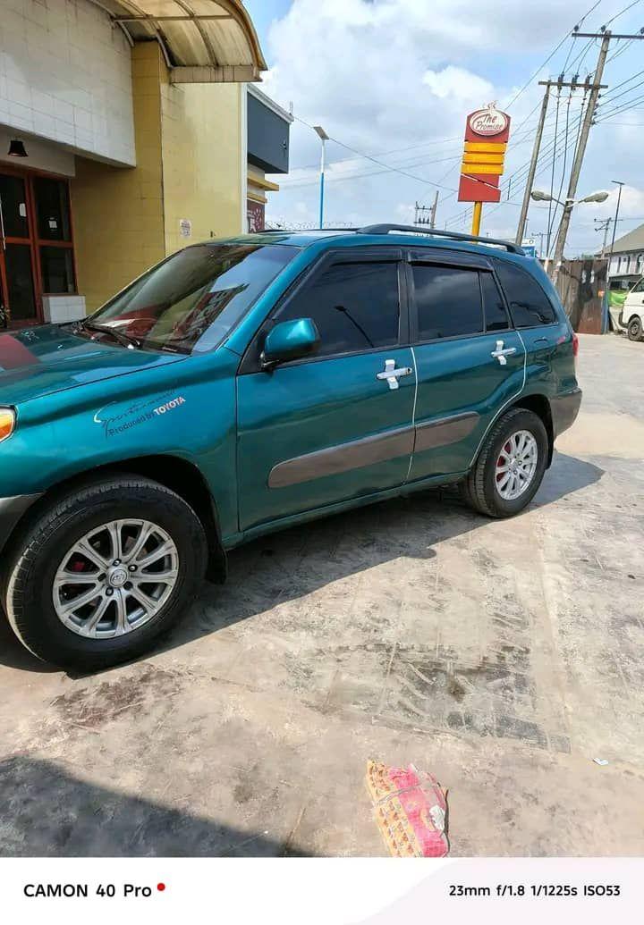 A picture of Toyota RAV4