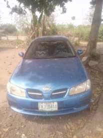 A picture of 2000 Nissan Nissan Almera