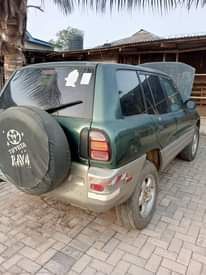 A picture of Toyota RAV4 engine and transmission is working perfectly location at