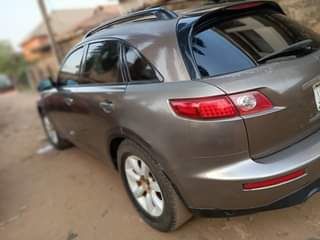A picture of Infiniti FX35