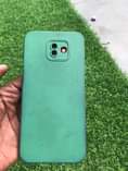 A picture of Samsung j6 plus