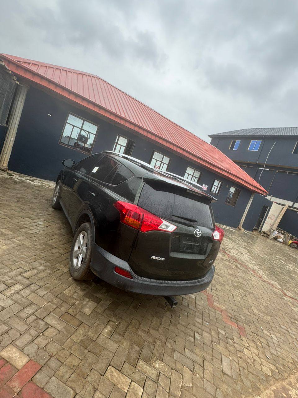 A picture of Toyota Rav 4 2013