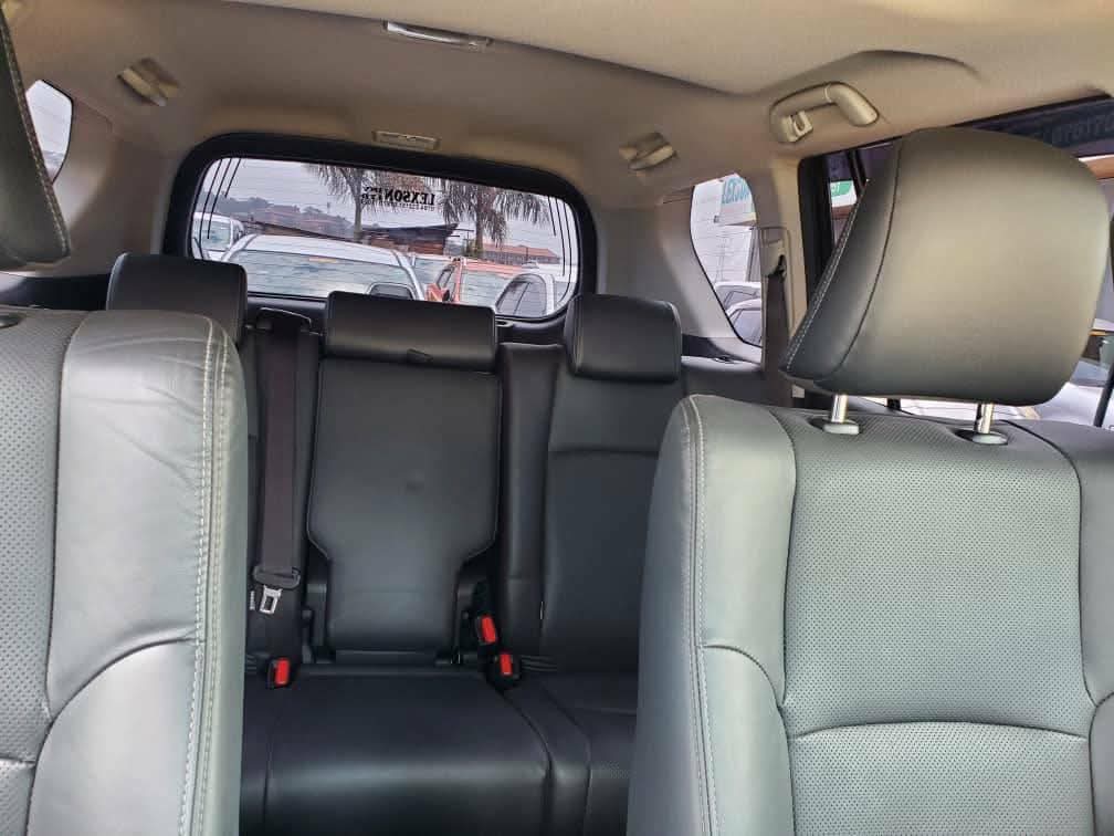 A picture of 2019 Toyota land cruser TX New shape 2019 model