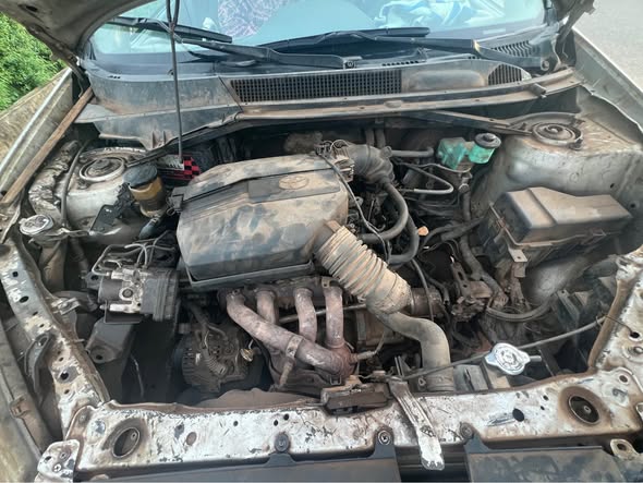 A picture of Cheap DEAL Toyota RAV4 2002 4 Plug ENGINE and GEAR