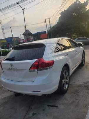 A picture of Very clean foreign used Toyota venza 2011 model engine and