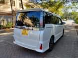 A picture of Toyota voxy 2015 2000cc