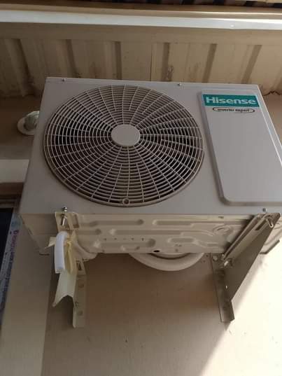 A picture of Hisense smart TV 65 inches 480k Hisense inverter AC 1.5hp