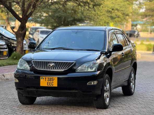 A picture of Toyota Harrier Year 2006 Engine 2az Cc 2360 Mileage 71