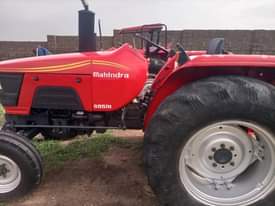 A picture of Mahindra Tractor 605DI