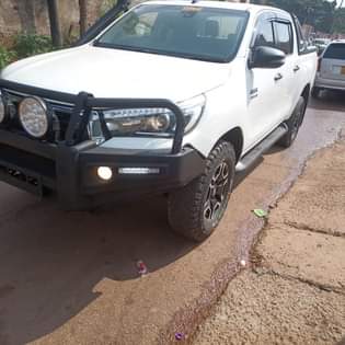 used toyota hilux