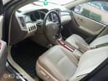 A picture of 2012 Toyota highlander Jeep S u v
