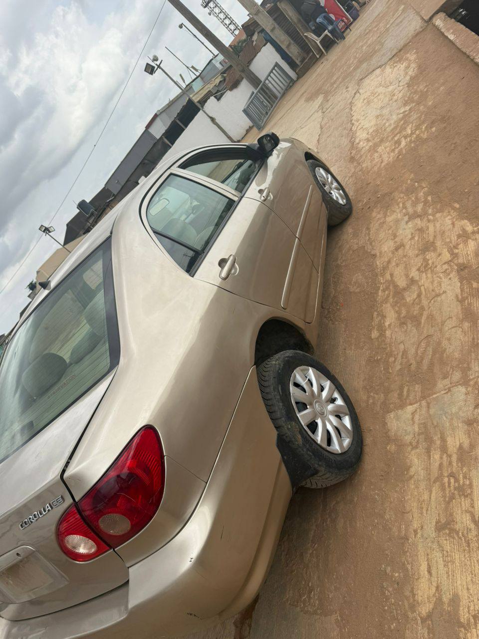 A picture of Toyota corolla 2006