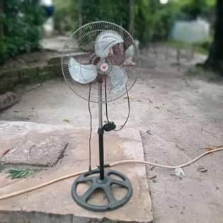 A picture of USED ITEMS TO DAR ES SALAAM TABATA KIMANGA 0692018770