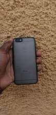 A picture of IPhone 6