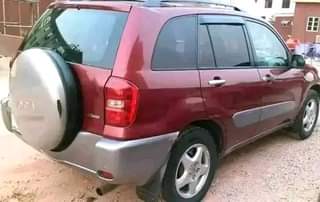 A picture of TOYOTA RAV4