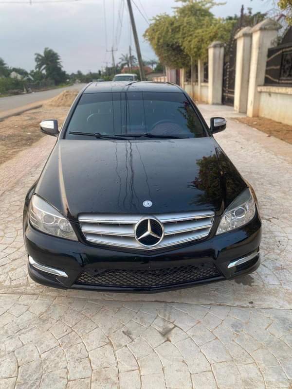 A picture of Mercedes Benz C350 2008 Direct Belgium standard All components intact