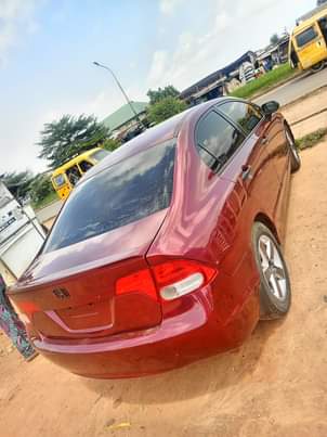 A picture of URGENT SALE Clean Reg 07 Honda Civic first user leather