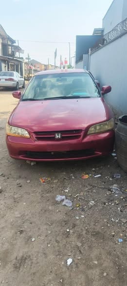 A picture of Honda accord 2001