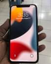 A picture of iPhone X 256gb 100 battery health No Face ID At