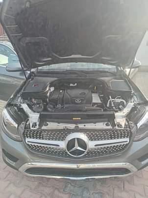 A picture of Mercedes Benz Glc300