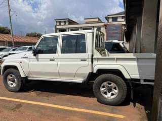 A picture of LC HardTop...DoubleCab..0780260939