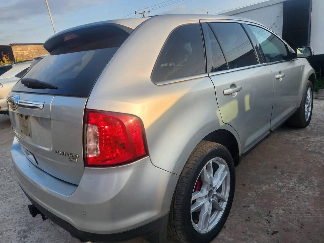 A picture of FORD EDGE 2013MODEL