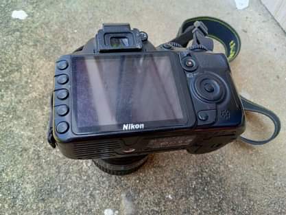 A picture of Nikon d3100 430000