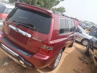 A picture of Toyota Highlander 2004 model tokunbo