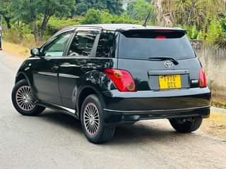 A picture of TOYOTA IST GOOD NEW FOR SELL 13M OR EXCHANGE SO