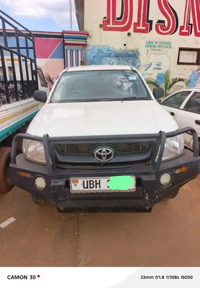 toyota hilux vigo