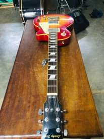 A picture of Guitar