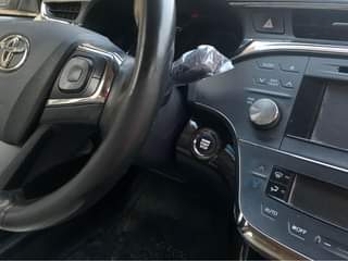 A picture of Toyota Avalon xle 2013