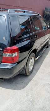 A picture of 05 Toyota Highlander Tokunbo Location ogudu 5m Dm for serious