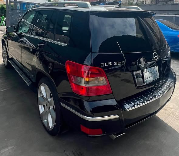 A picture of Toks GLK350 010 total accident free 14 7million