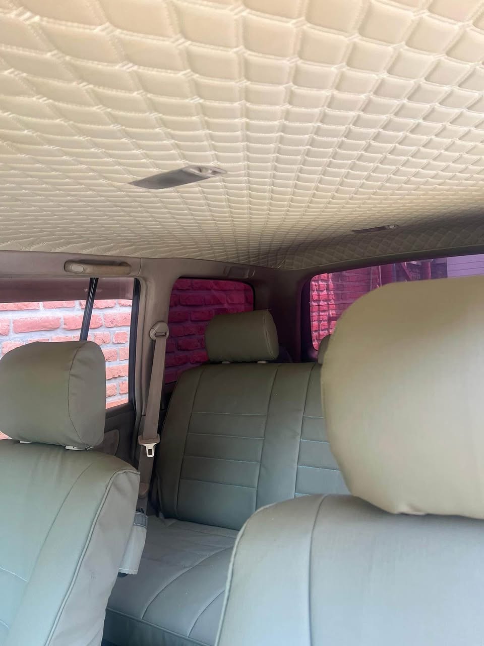 A picture of Land Cruiser 100 Series Diesel Power Buy Drive